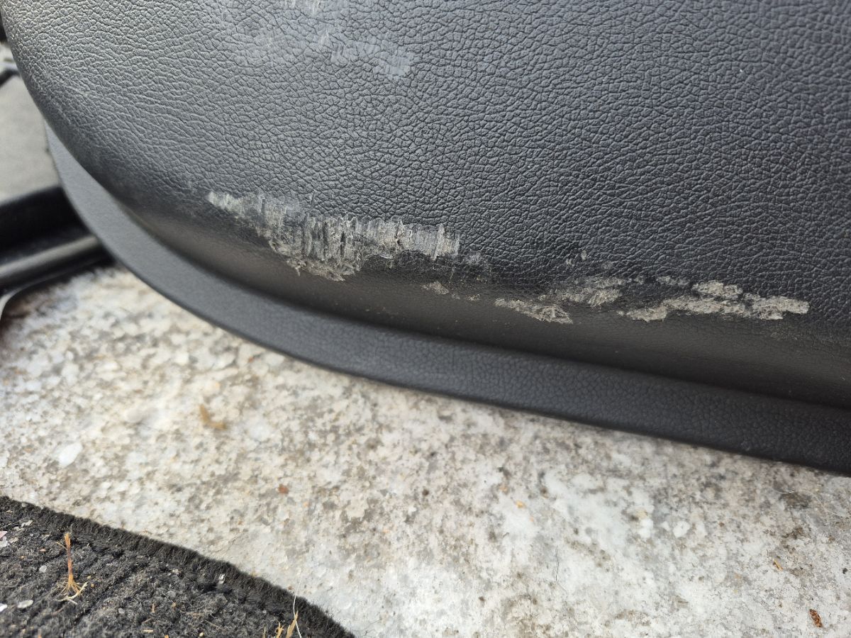 Обшивка двери 83340-3X110 на Hyundai Avante MD Фото 7