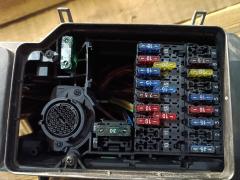 Корпус блока предохранителей A2105450432 на Mercedes-Benz E-Class W210.053 104.945 Фото 5