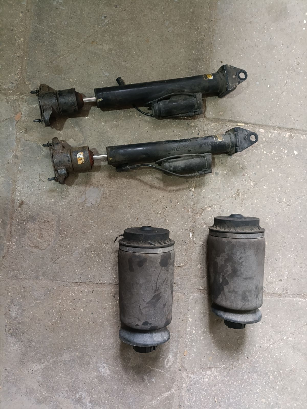 Стойка амортизатора F4-BL5-F625-H0, 2C93/1443633, A1643200731 на Mercedes-Benz M-Class W164.120 642.940 Фото 4