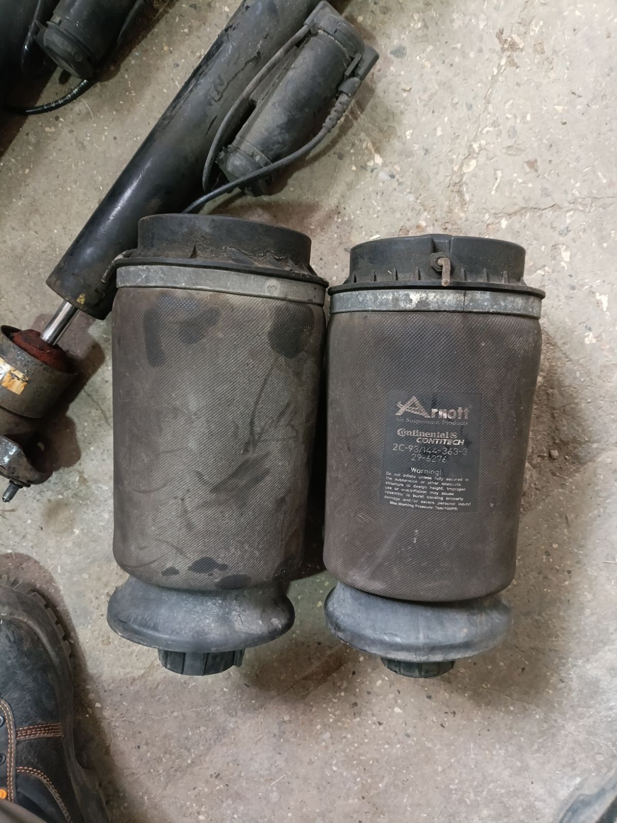 Стойка амортизатора F4-BL5-F625-H0, 2C93/1443633, A1643200731 на Mercedes-Benz M-Class W164.120 642.940 Фото 11