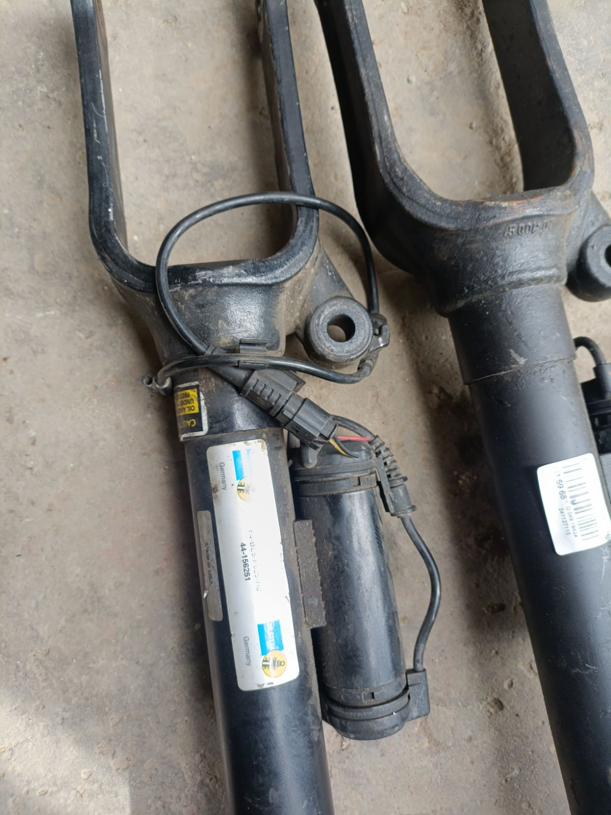 Стойка амортизатора F4-BL5-F625-H0, 2C93/1443633, A1643200731 на Mercedes-Benz M-Class W164.120 642.940 Фото 18