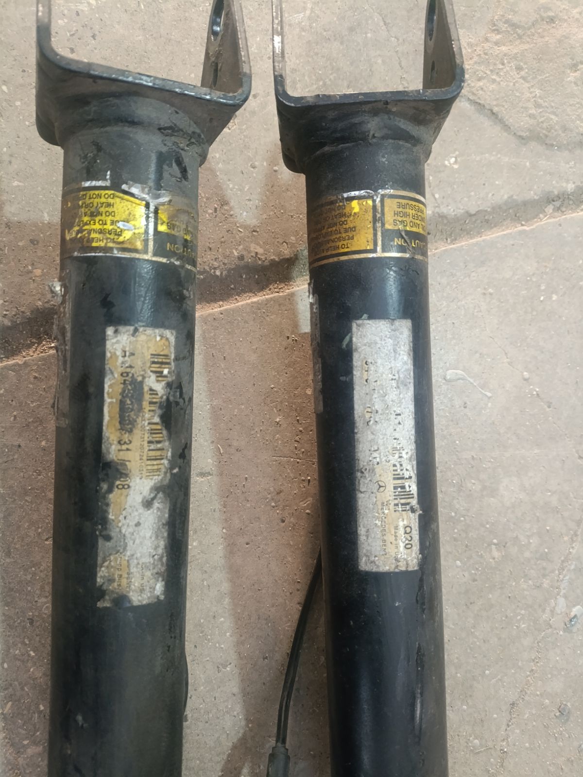 Стойка амортизатора F4-BL5-F625-H0, 2C93/1443633, A1643200731 на Mercedes-Benz M-Class W164.120 642.940 Фото 4