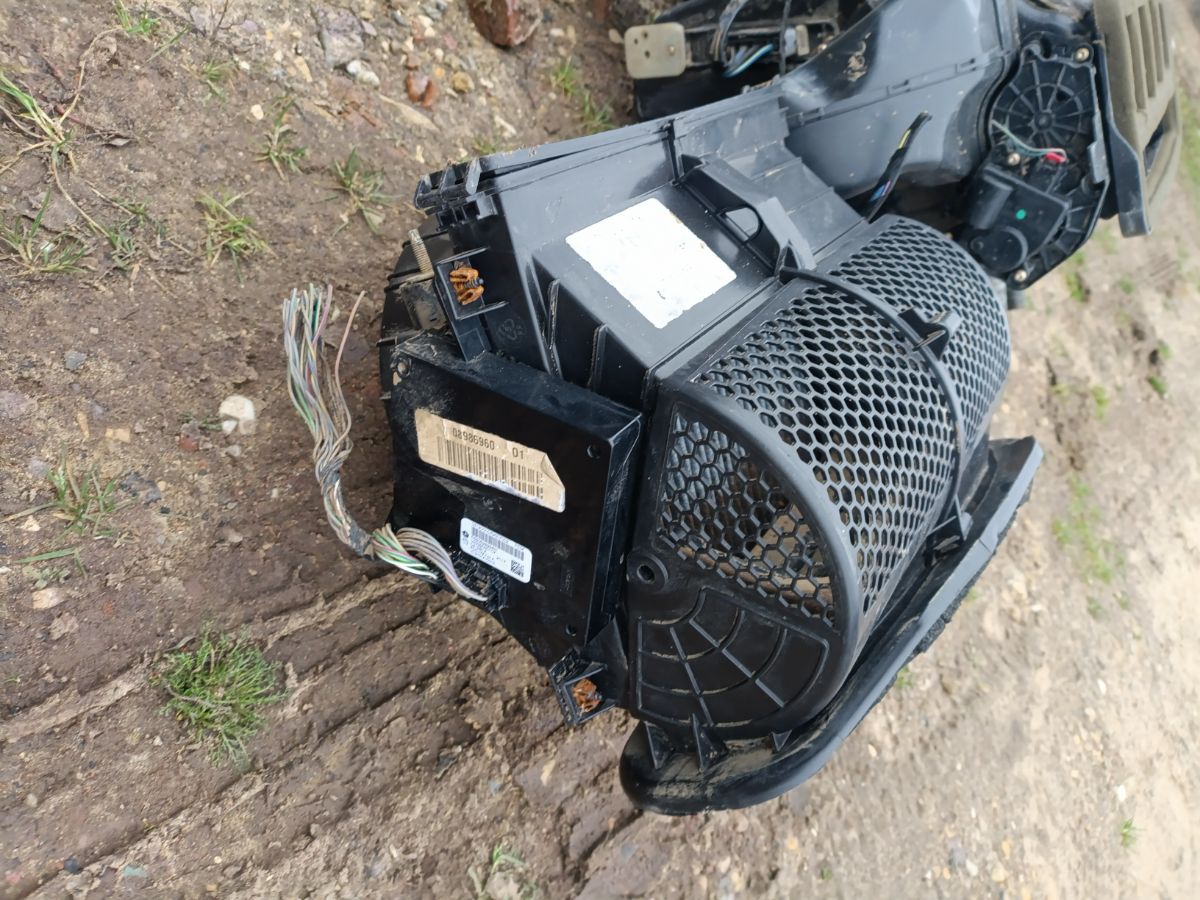 Печка на Jeep Grand Cherokee WK2 VM23D Фото 13