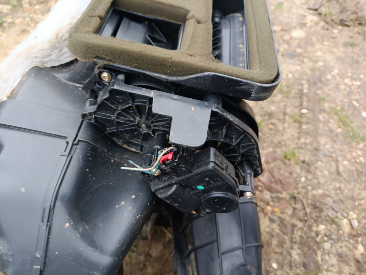 Печка на Jeep Grand Cherokee WK2 VM23D Фото 16