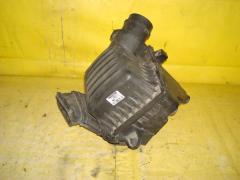 Корпус воздушного фильтра на Jeep Grand Cherokee WK2 VM23D 0112964A  68069532AA