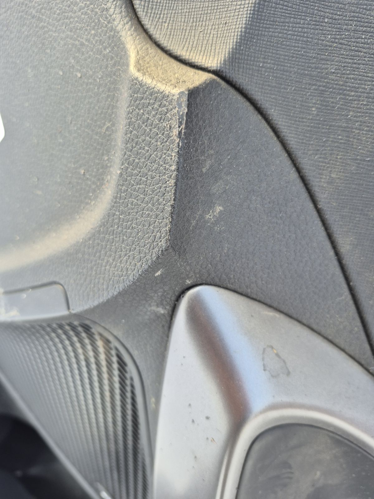 Обшивка двери на Hyundai Santa Fe DM Фото 10