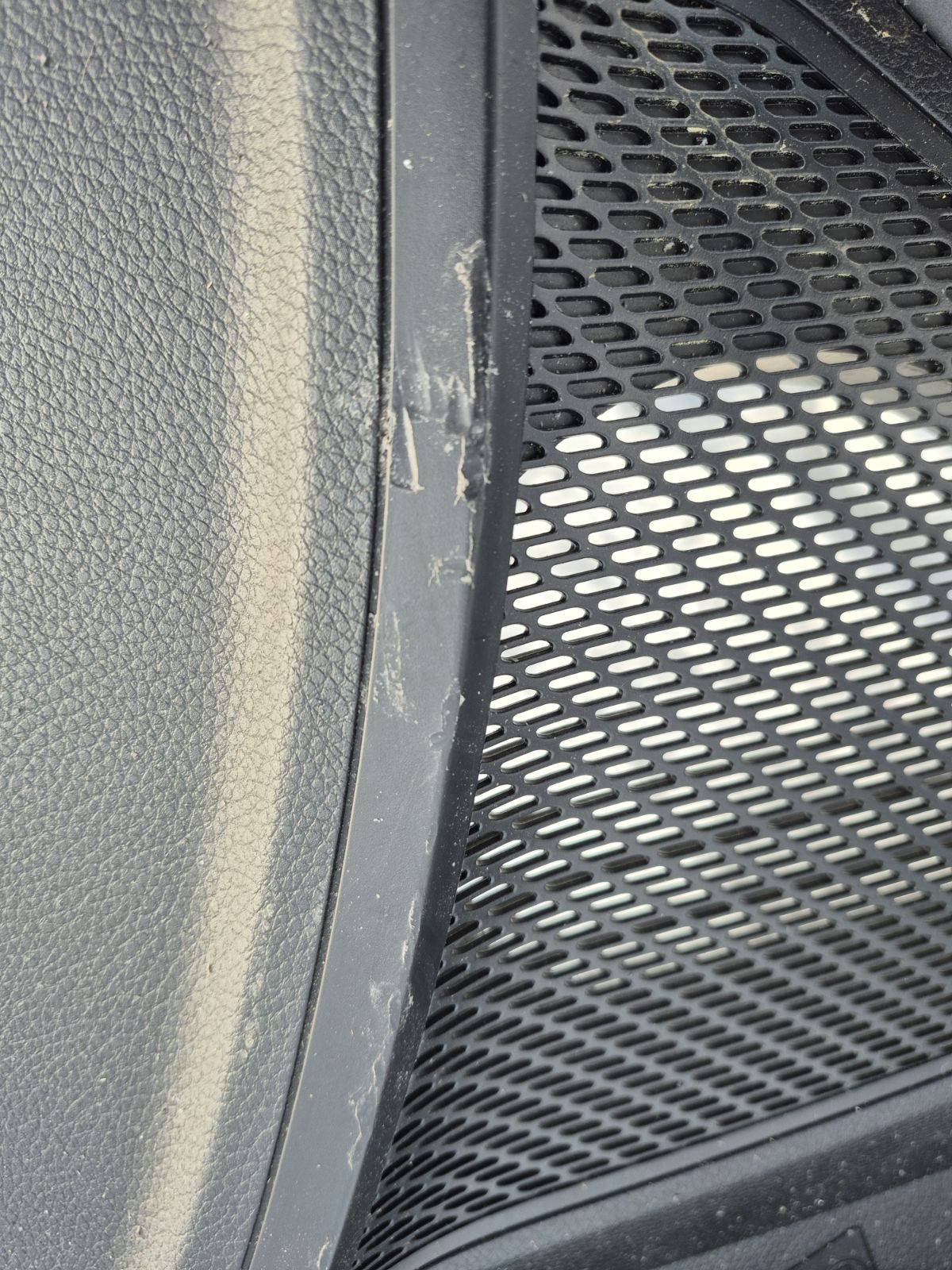 Обшивка двери на Hyundai Santa Fe DM Фото 9