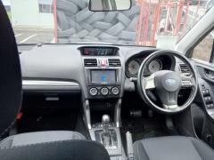 Козырек от солнца на Subaru Forester SJ5 Фото 3