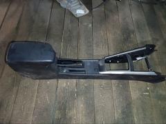 Подлокотник на Toyota Corolla Fielder NZE164G Фото 5