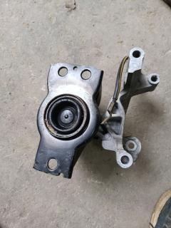 Подушка двигателя на Nissan Dualis NJ10 MR20DE Фото 10