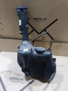 Бачок омывателя на Mercedes-Benz C-Class W204 A2048600660