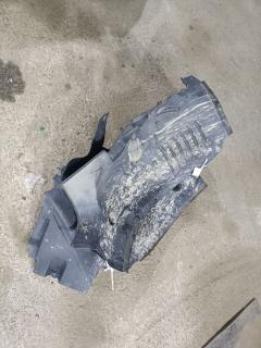 Подкрылок A2046900130 на Mercedes-Benz C-Class W204 271.950 Фото 2