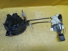 Доводчик двери 426605-10130 на Toyota Porte NNP11 Фото 2