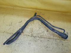 Заливная горловина топливного бака 77201-52050 на Toyota Porte NNP11 1NZ-FE Фото 2