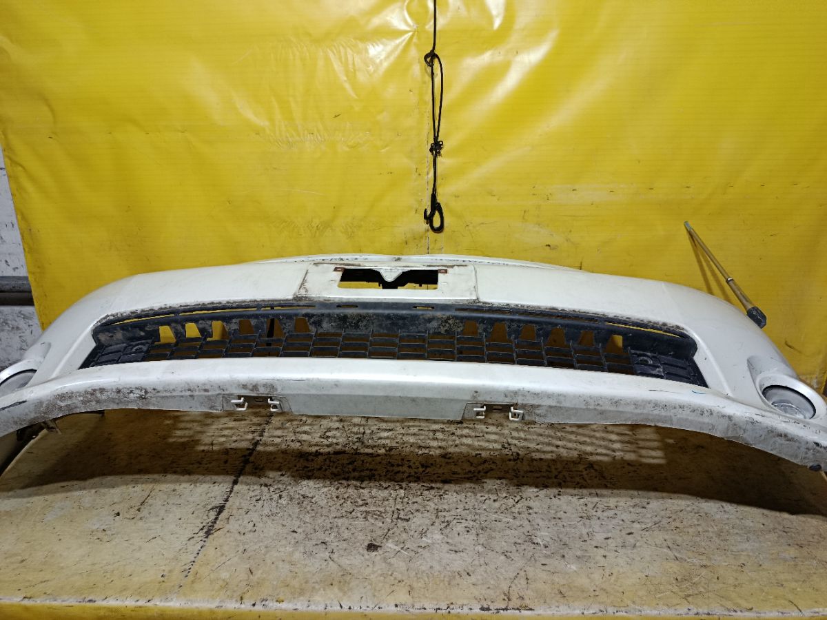 Бампер 0D-2 0D-2,52019-28D10/D20 на Toyota Voxy ZRR70G Фото 5