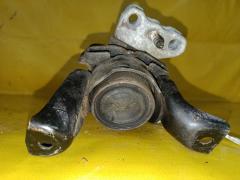 Подушка двигателя 12305-37050 на Toyota Voxy ZRR70G 3ZR-FAE Фото 3