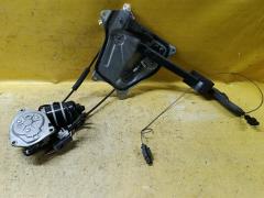 Доводчик двери на Toyota Isis ANM10G Фото 3