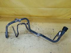 Заливная горловина топливного бака 77201-44191 на Toyota Isis ANM10G 1AZ-FSE Фото 2