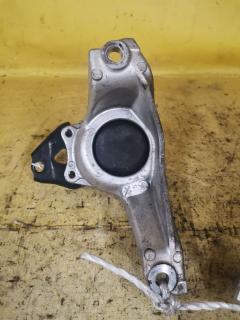 Подушка двигателя на Honda Stream RN8 R20A Фото 2
