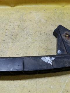 Крепление бампера 71140-SMA-000, 71193-SMA-003 на Honda Stream RN8 Фото 3