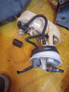 Бензонасос 17708-SMA-932-M1 на Honda Stream RN8 R20A Фото 3