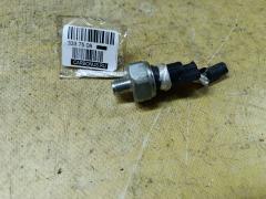 Датчик детонации на Honda Stream RN8 R20A