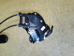 Доводчик двери на Toyota Noah ZRR70G Фото 9