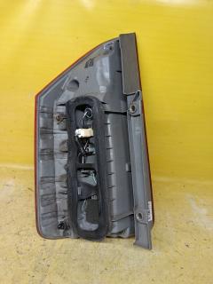Стоп на Toyota Noah ZRR70G Фото 2