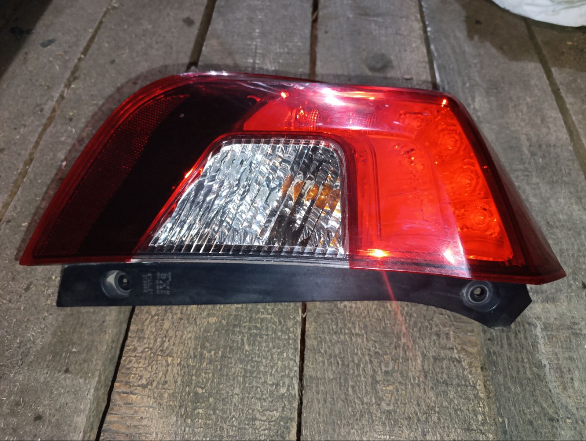 Стоп W1696G W1696G на Honda Fit GK3 Фото 7