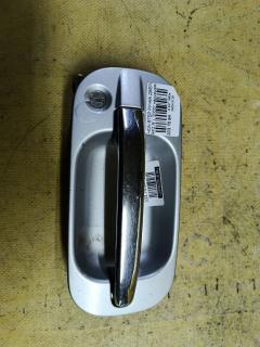 Ручка двери на Honda Stepwgn RF2, Заднее Левое расположение