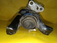 Подушка двигателя 12305-37050 на Toyota Voxy ZRR70G 3ZR-FAE Фото 3