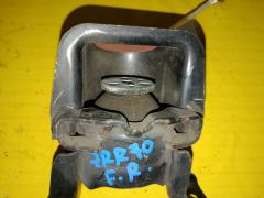 Подушка двигателя 12305-37050 на Toyota Voxy ZRR70G 3ZR-FAE Фото 2