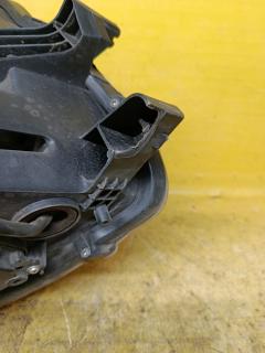 Фара 28-203 28-203 на Toyota Voxy ZRR70G Фото 3