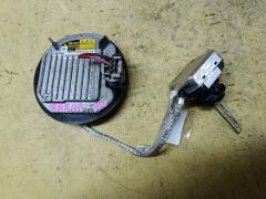 Блок розжига ксенона 85967-22080 на Toyota Voxy ZRR70G Фото 1