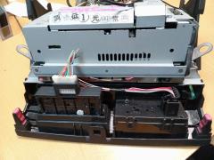 Дисплей информационный 86110-47201 на Toyota Prius NHW20 Фото 4