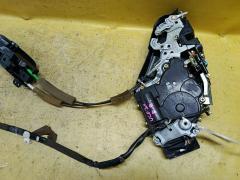 Замок двери на Toyota Celsior UCF31 Фото 2