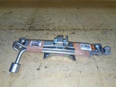 Домкрат на Nissan March K13