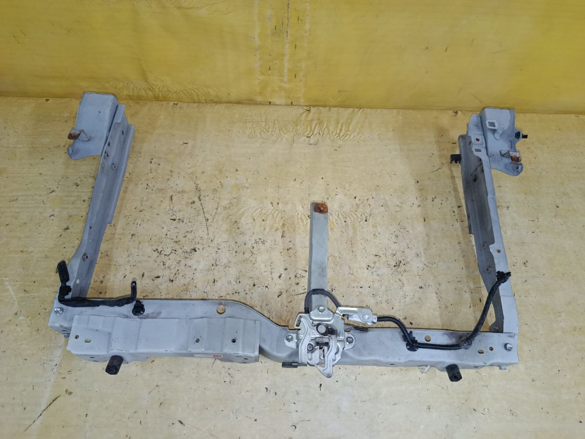 Планка телевизора на Daihatsu Tanto LA600S KF-VE Фото 1