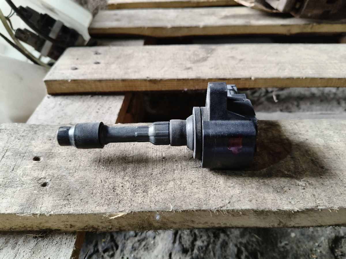 Катушка зажигания 305205Z1003 на Honda N-Wgn JH1 S07A Фото 2