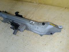 Планка телевизора на Nissan Note E11 HR15DE Фото 2