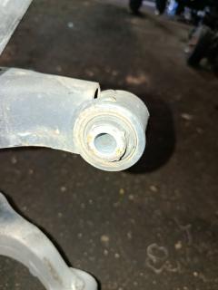 Балка подвески на Nissan X-Trail NT31 MR20DE Фото 4