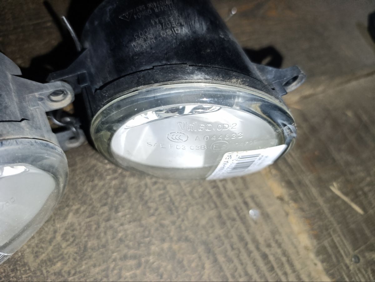 Туманка бамперная 0D-2 0D-2 на Toyota Vitz NSP130 Фото 4