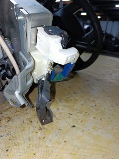 Рулевая колонка на Toyota Prius ZVW30 Фото 3