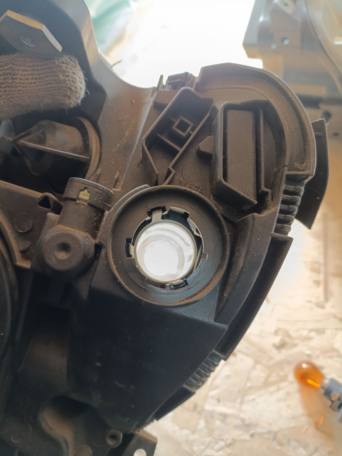 Фара A2048203259 на Mercedes-Benz C-Class Station Wagon S204.248 Фото 14