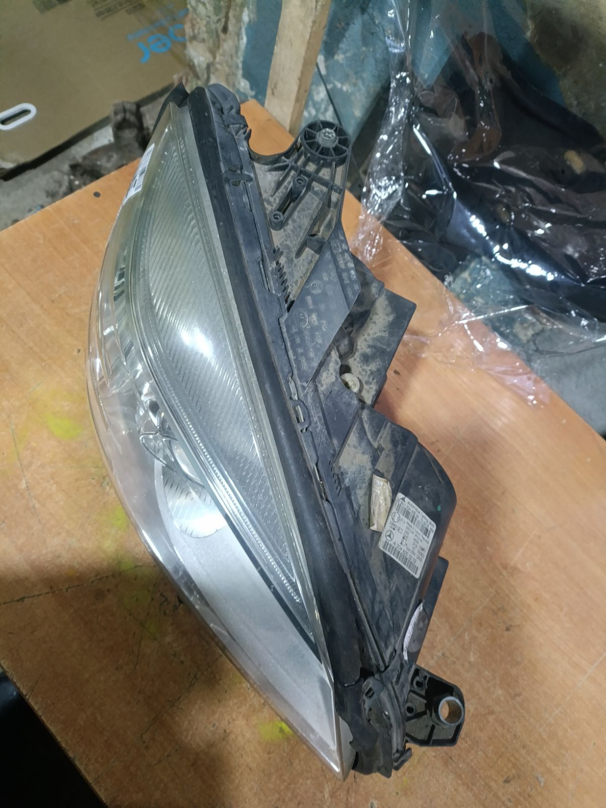 Фара A2048203259 на Mercedes-Benz C-Class Station Wagon S204.248 Фото 5