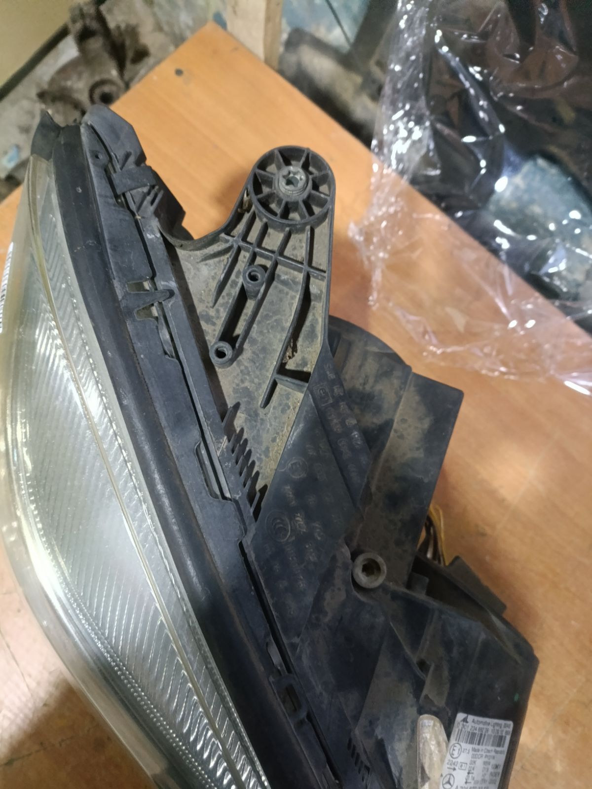 Фара A2048203259 на Mercedes-Benz C-Class Station Wagon S204.248 Фото 7