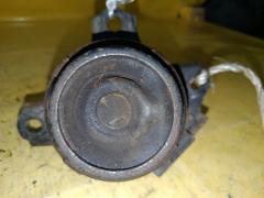 Подушка двигателя на Honda Stream RN1 D17A Фото 2