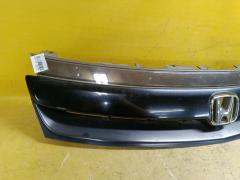 Решетка радиатора 71121-S7A-J0-M1 на Honda Stream RN1 Фото 2