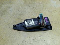Блок упр-я стеклоподъемниками 35750-S7A-J020-M1 на Honda Stream RN1 Фото 2