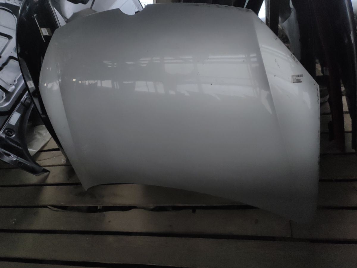 Капот 5K0823031G на Volkswagen Golf Vi 5K Фото 5